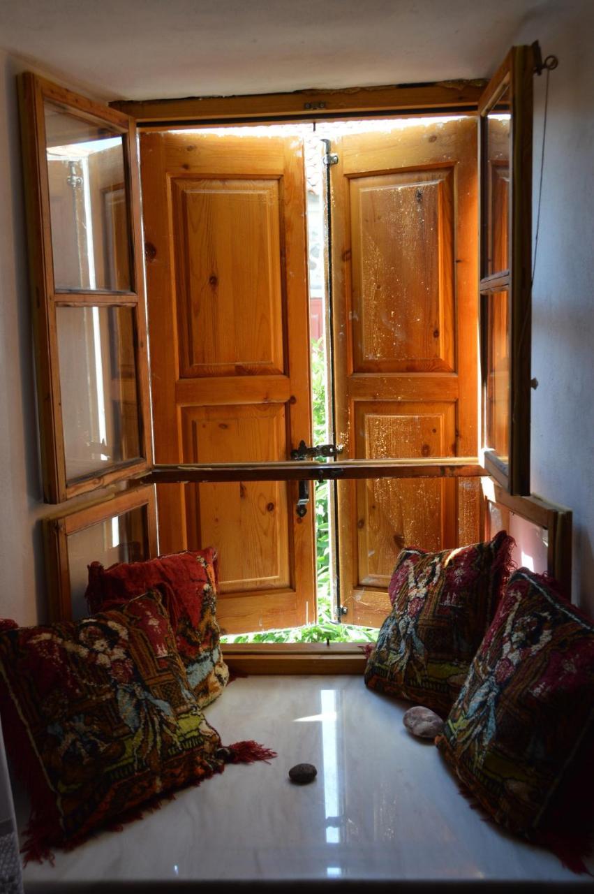 Molivos Tower Villa Mythimna Room photo