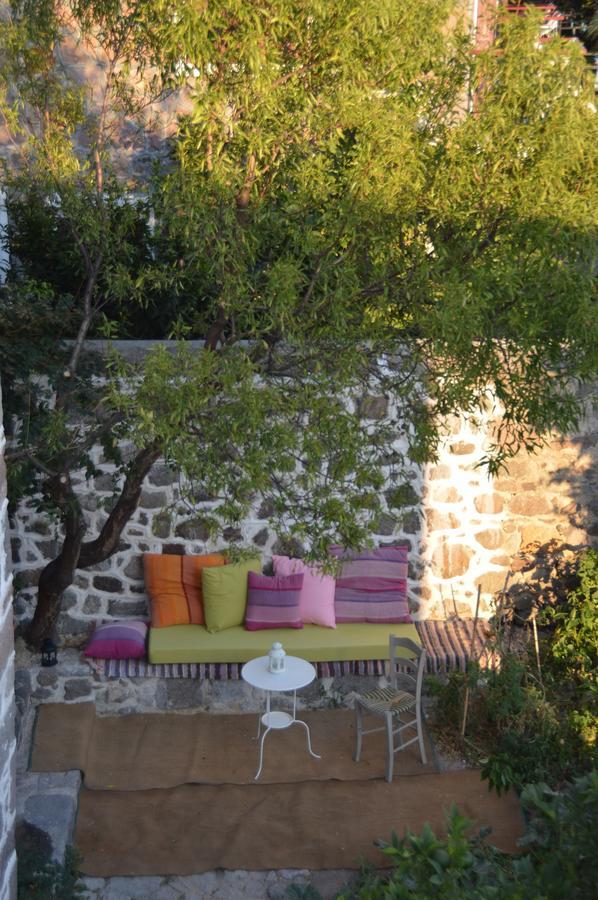Molivos Tower Villa Mythimna Exterior photo